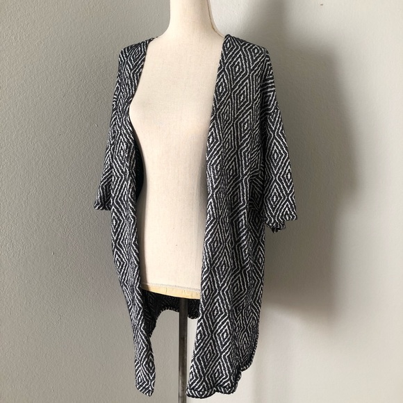 H&M Divided Print Kimono Knit Open Cardigan - Picture 2 of 3